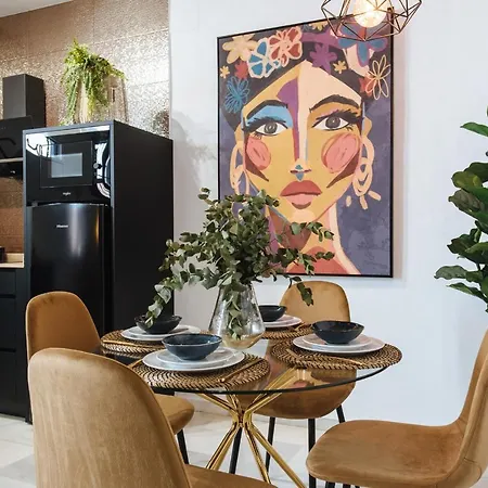 Requena Apartman Sevilla